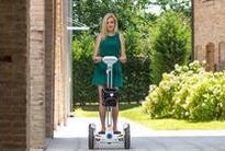 Крытый или на открытом воздухе, Airwheel самобалансирующееся электрические ховерборд будет решить эту дилемму.